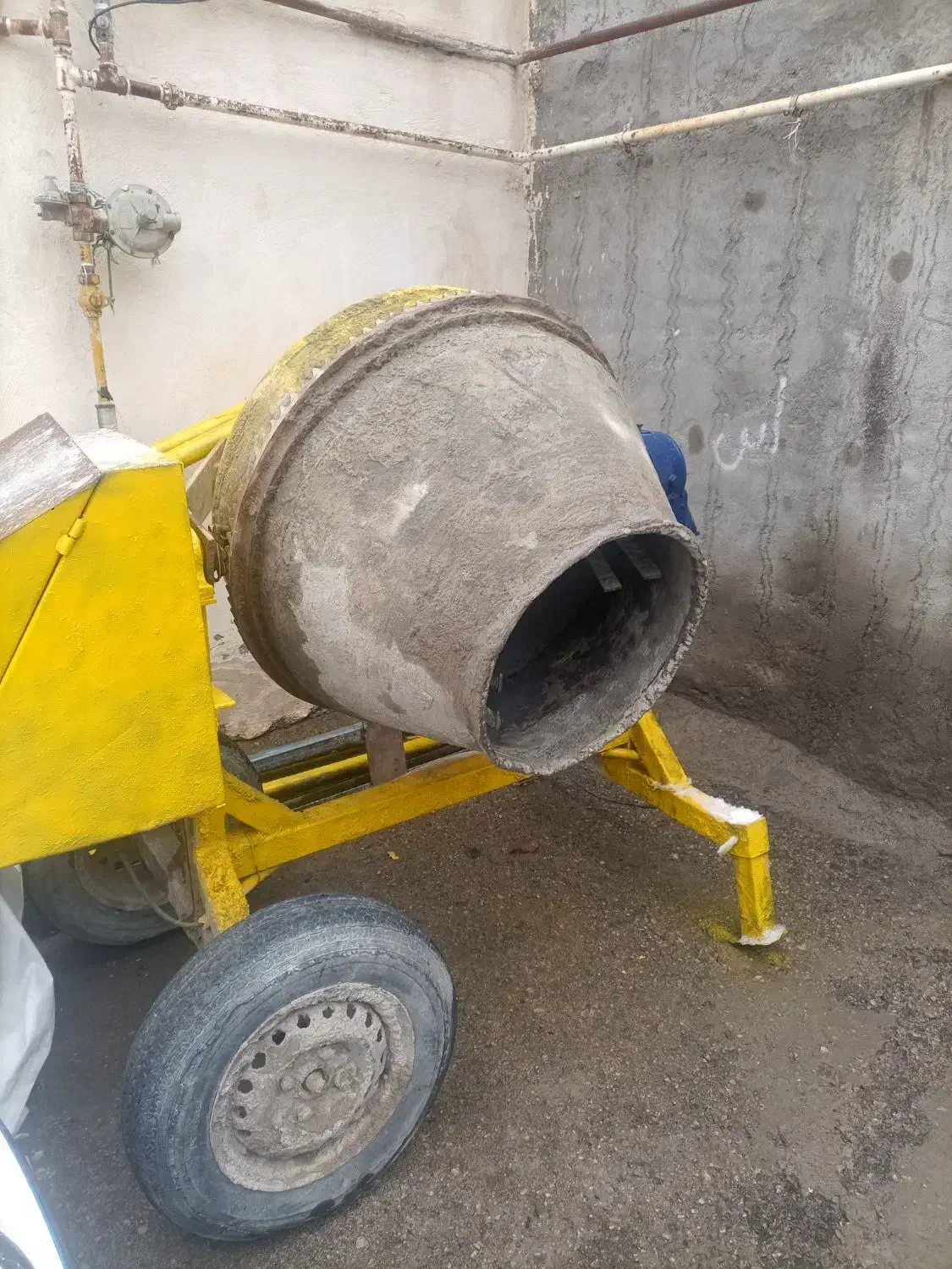 دوعددبالابر‌ ویک‌عددبتونیر|ماشین‌آلات صنعتی|اردبیل, |دیوار