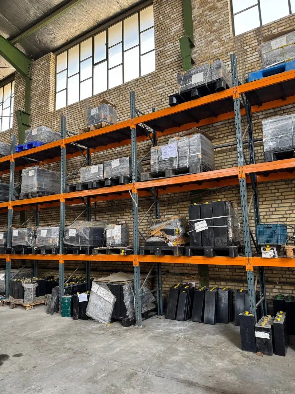 فروش باطری  لیفتراک (کابلی و جوشی، در ابعاد مختلف.|قطعات یدکی و لوازم جانبی|نسیم‌شهر, |دیوار