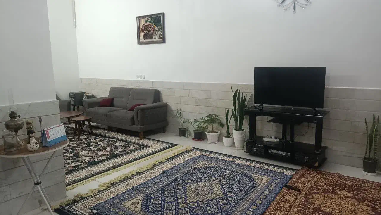 خانه اجاره ای|اجارهٔ خانه و ویلا|قم, چهل درخت‎|دیوار