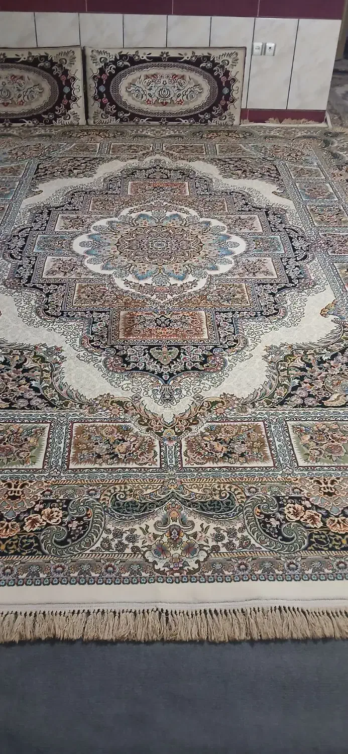 فرش دوازده متری وشش متری|فرش|گرگان, |دیوار