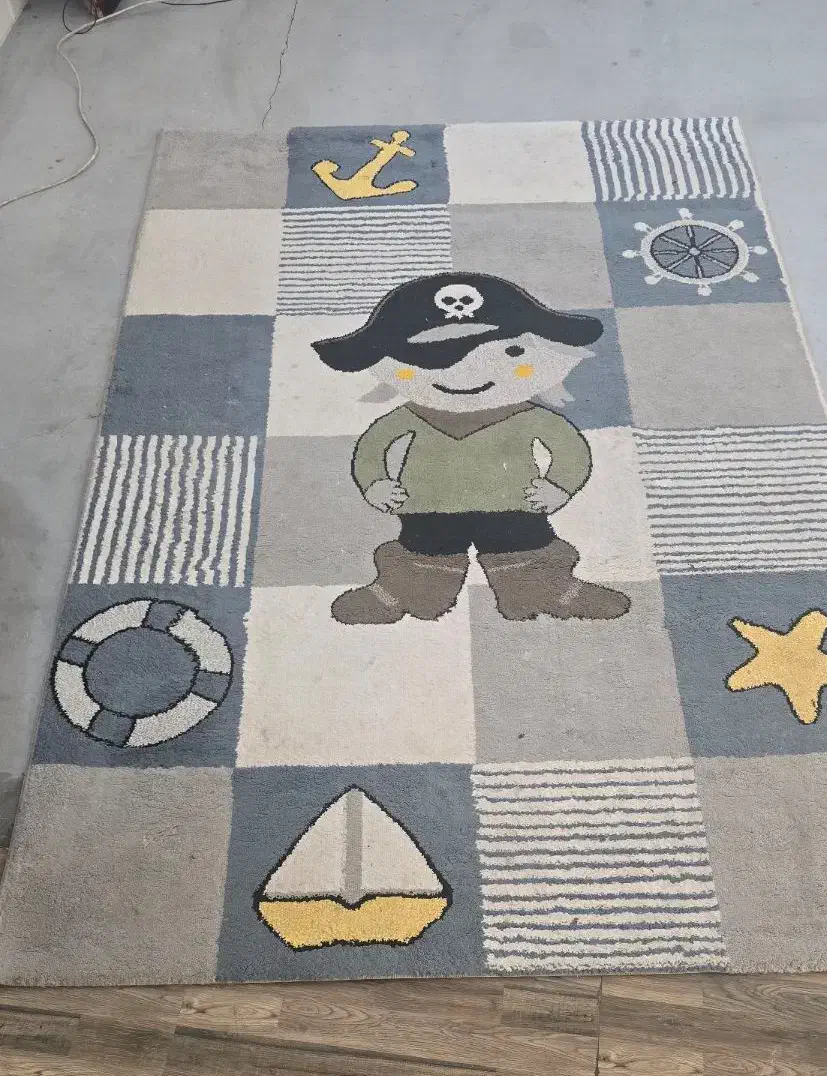 فرش اتاق کودک|فرش|تربت جام, فاز ۳ فرهنگیان|دیوار