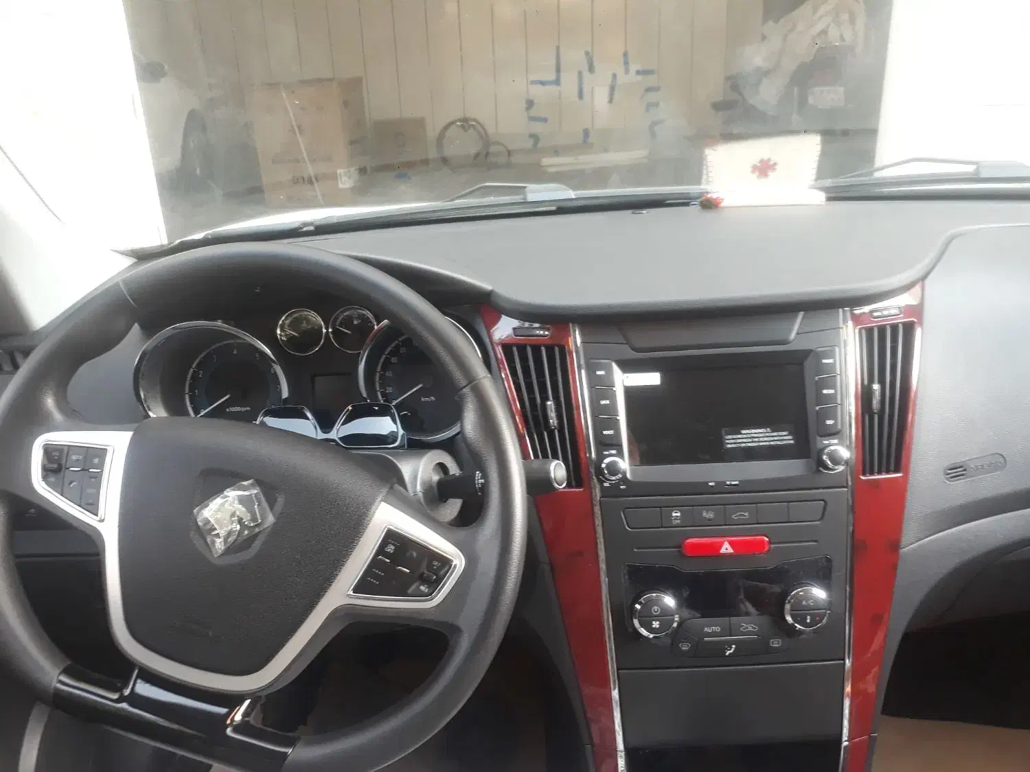 فروش دنا۶دنده مدل ۱۴۰۴|خودرو سواری و وانت|اصفهان, ارغوانیه|دیوار