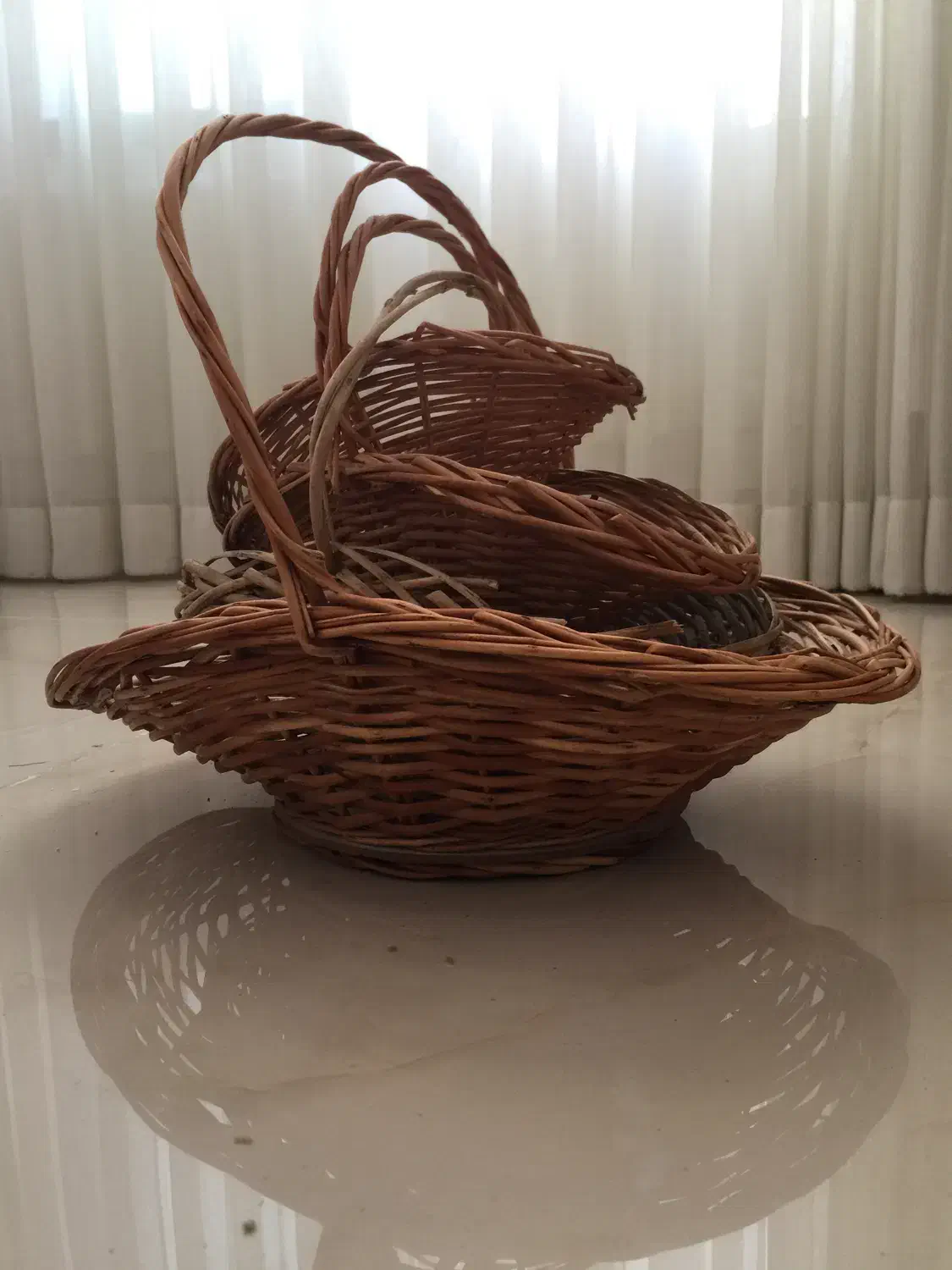 تعدادی سبد حصیری کامل سالم|صنایع دستی و سایر لوازم تزئینی|ارومیه, |دیوار