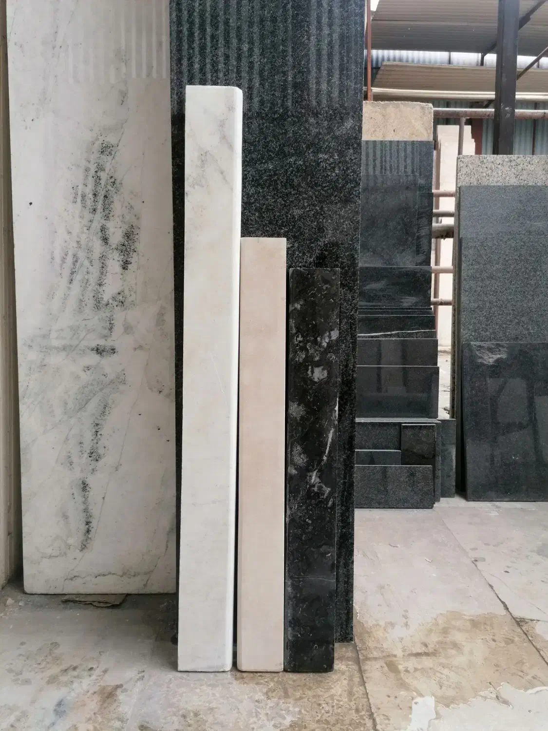 سنگ پادری (آستانه - درگاه)|پادری|تهران, شوش (باغ آذری)|دیوار