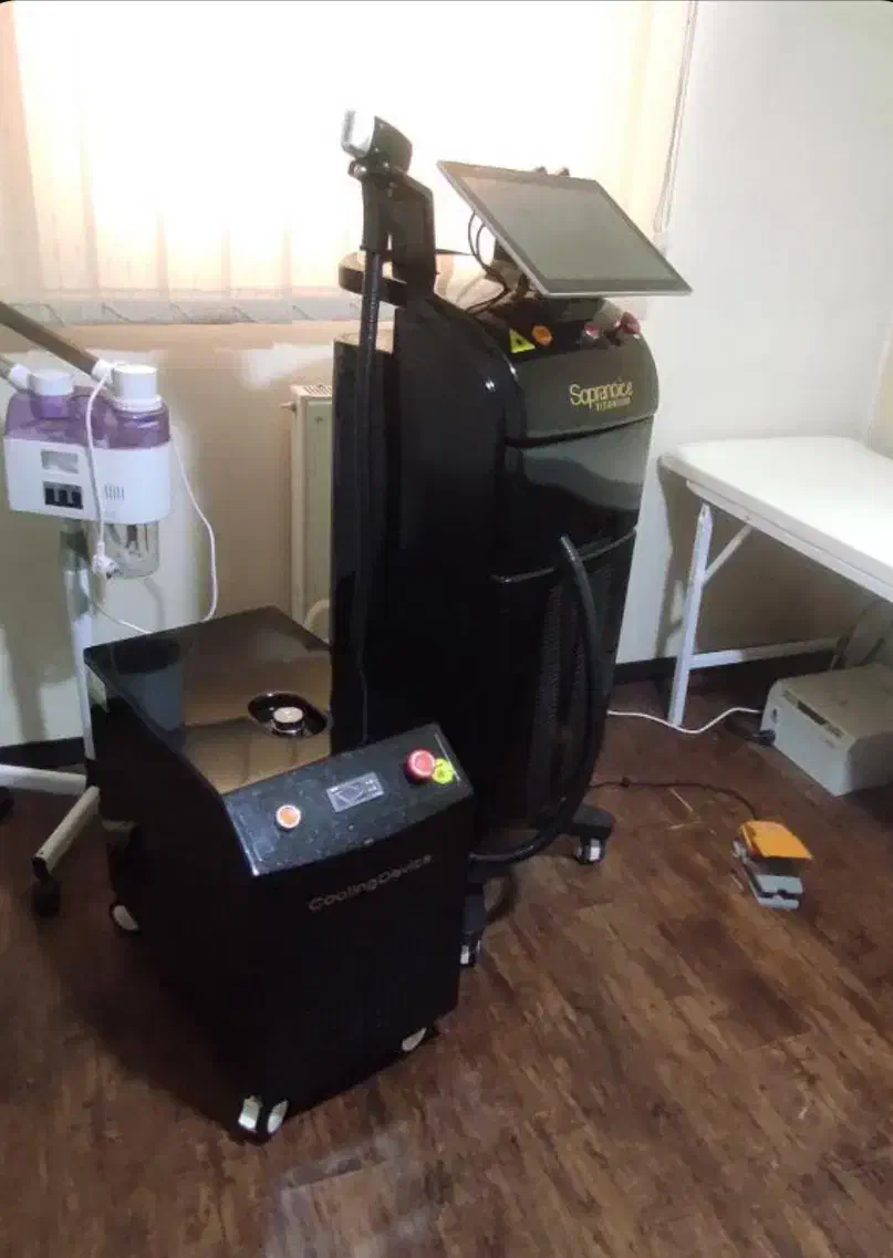 دستگاه لیزر2025|پزشکی|جم, |دیوار