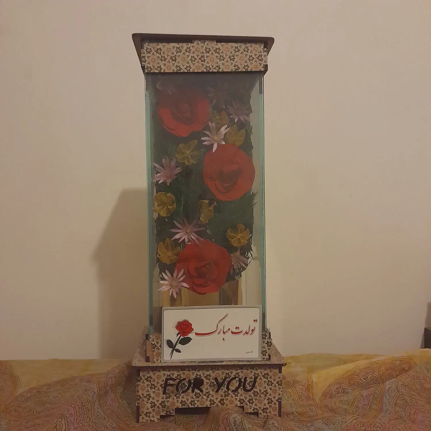 گل شیشه ای|گل مصنوعی|فیروزآباد (فارس), |دیوار