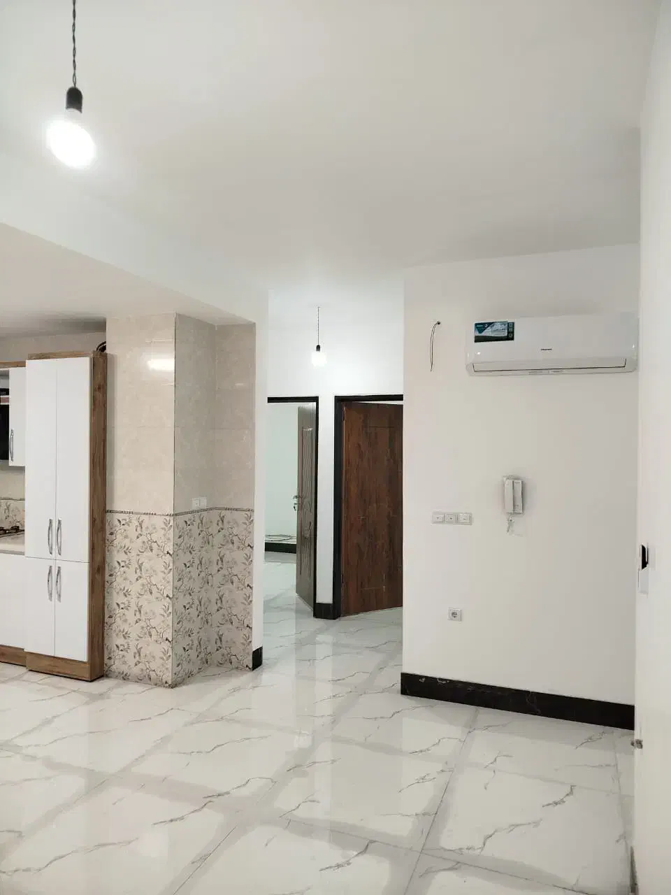 رهن کامل یک‌واحد آپارتمان سه‌ خوابه، مرکز زرقان|اجارهٔ آپارتمان|زرقان, |دیوار