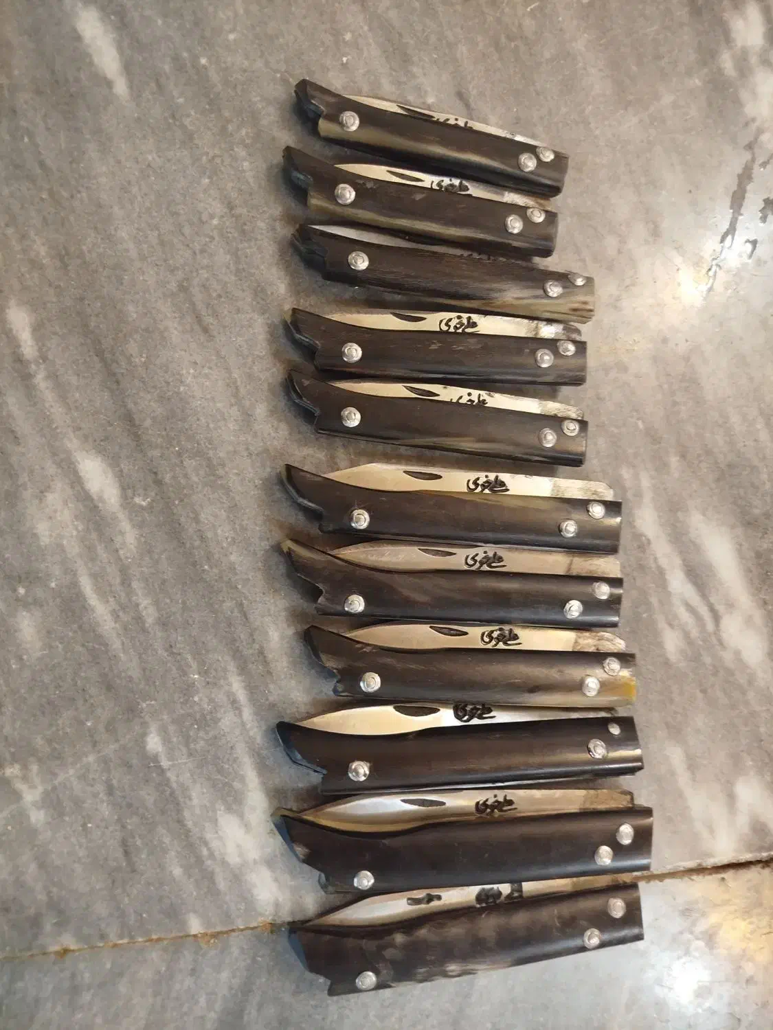 چاقوی خوی بسیار تیز|کلکسیون اشیاء عتیقه|مرند, |دیوار