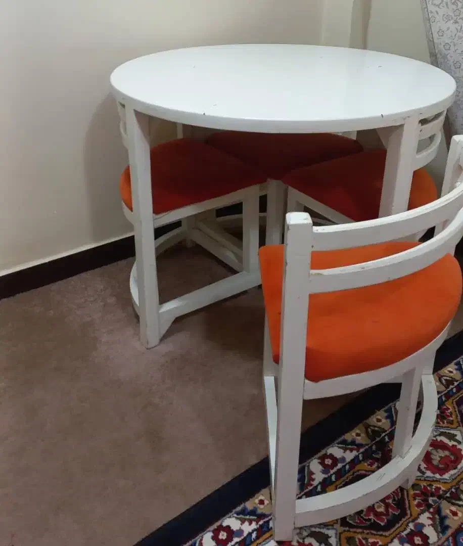 میز غذا خوری۴ نفره|مبلمان خانگی و میز عسلی|رامهرمز, |دیوار