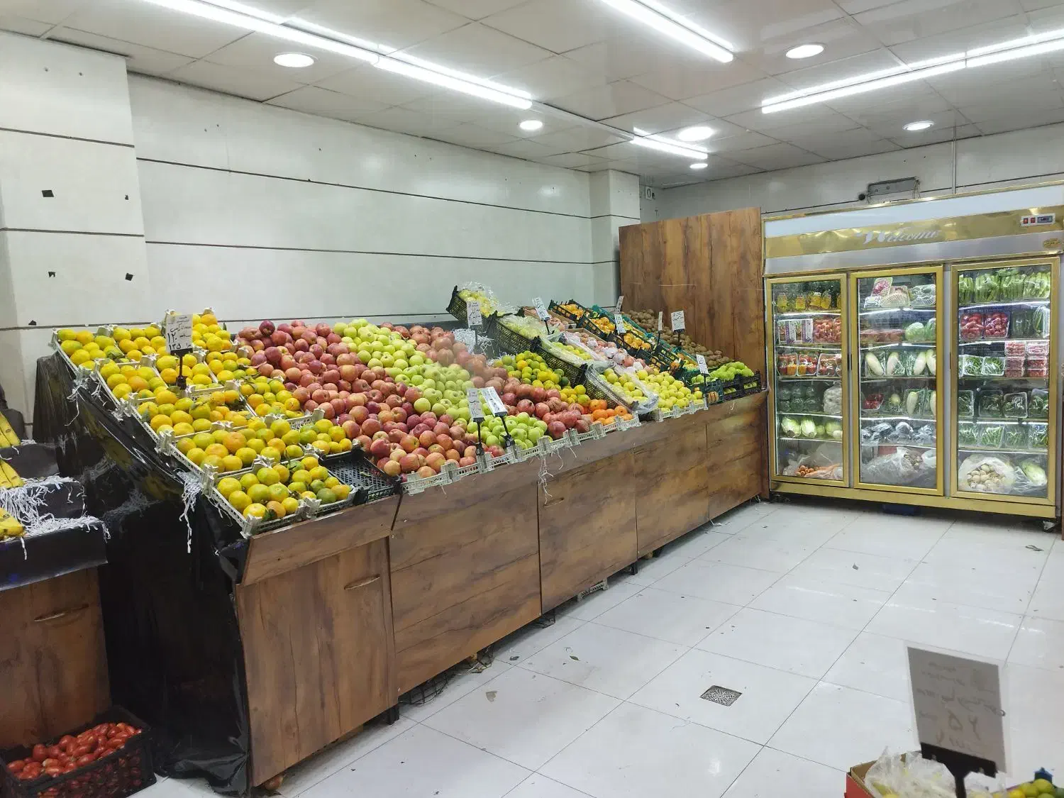 نیروی کار برای میوه فروشی|استخدام خدمات فروشگاه و رستوران|تاکستان, |دیوار