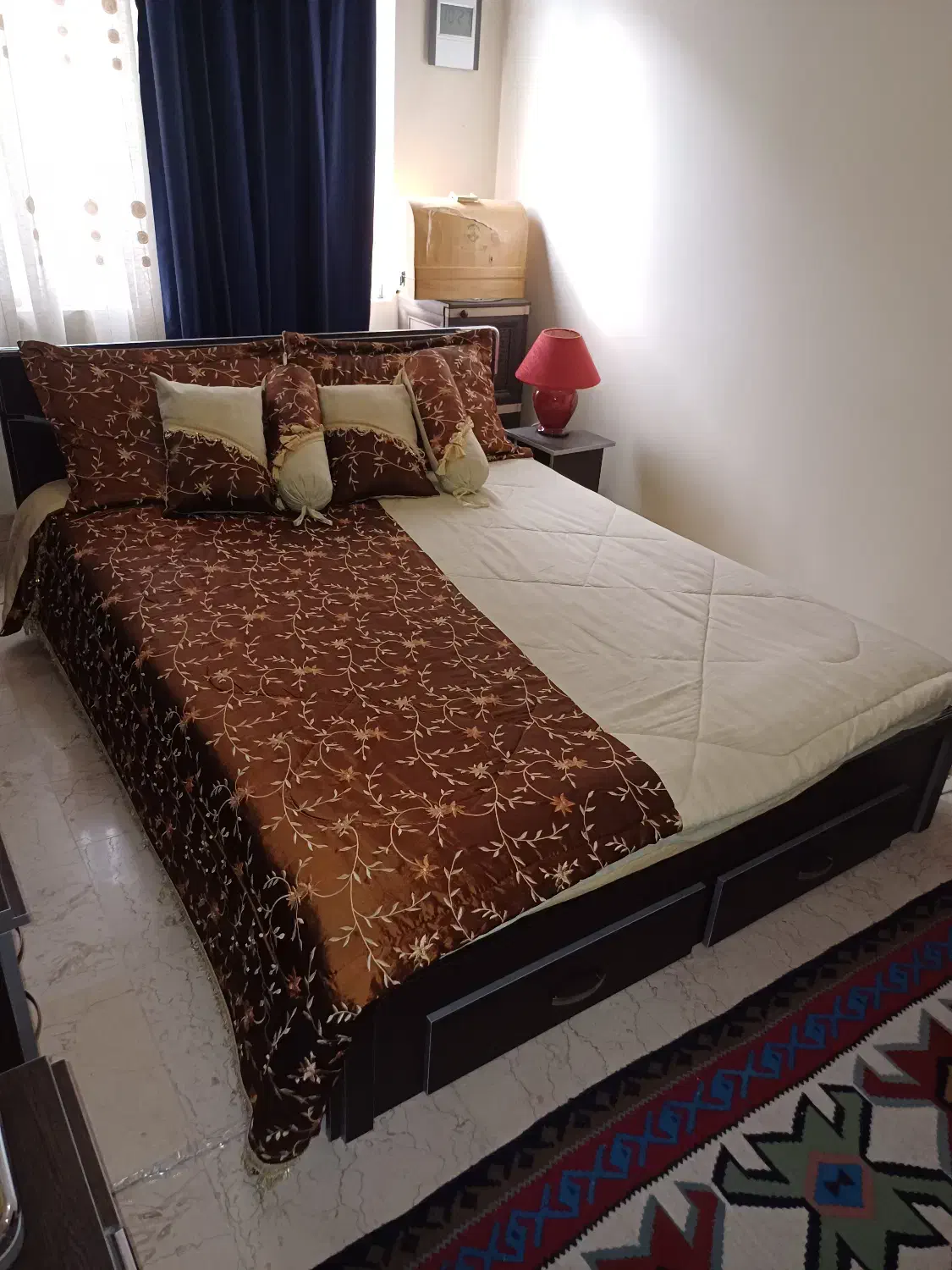 تختخواب دو نفره و تشک رویا طبی فنری در حد نو|تخت و سرویس خواب|تهران, سردارجنگل|دیوار