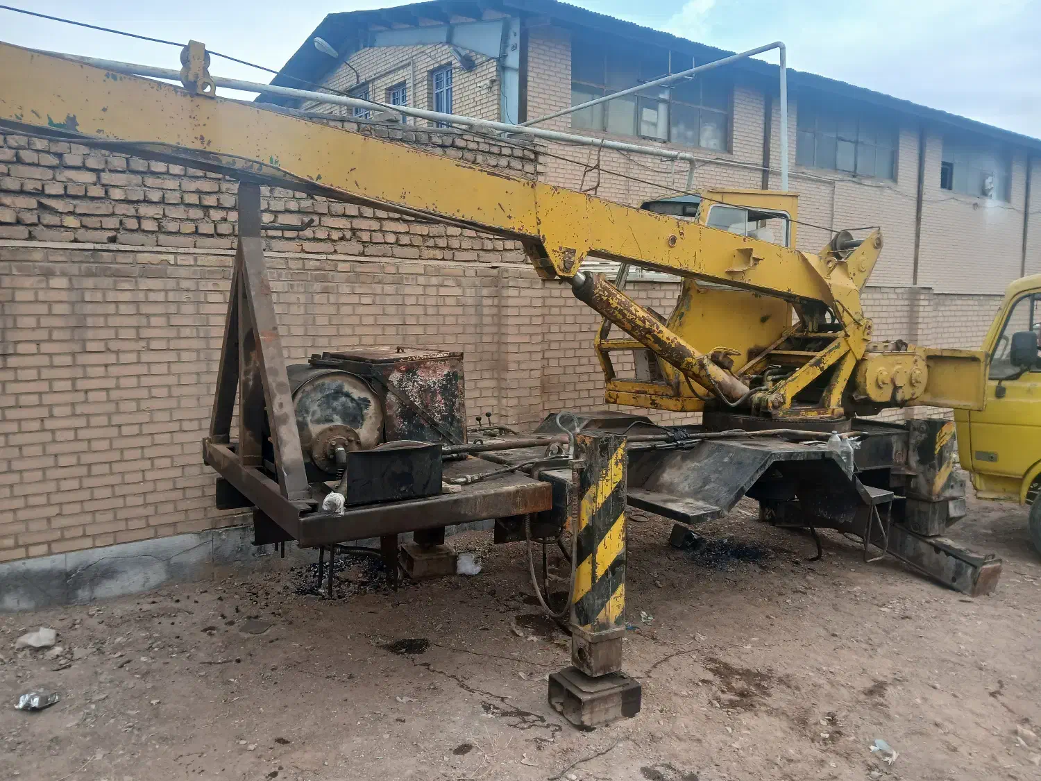 فروش جرثقیل ۵تن تادانو|خودرو سنگین|باقرشهر, |دیوار