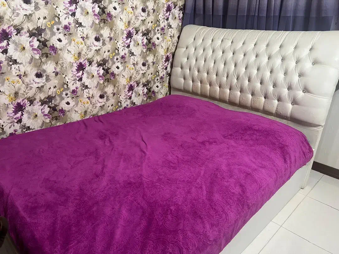 تخت دو نفره همراه با تشک طبی|تخت و سرویس خواب|فولادشهر, C2|دیوار