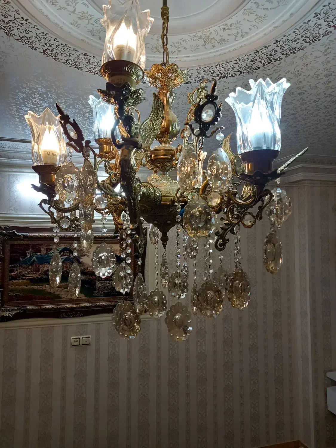 ۲عددلوستربرنزی|لوستر و چراغ آویز|بروجرد, |دیوار