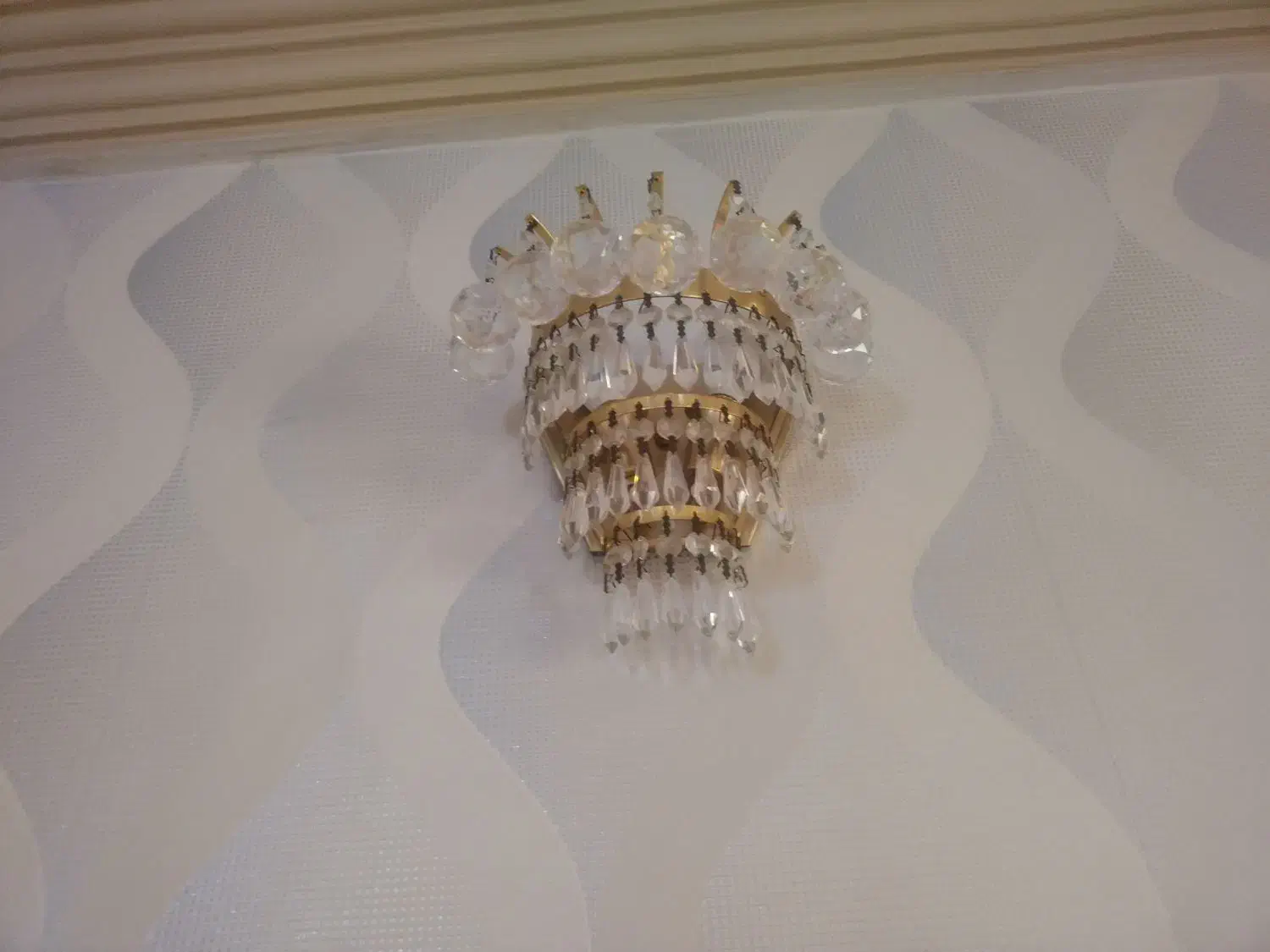 3 عدد لوستر با 1 دیوارکوب|لوستر و چراغ آویز|گرگان, |دیوار