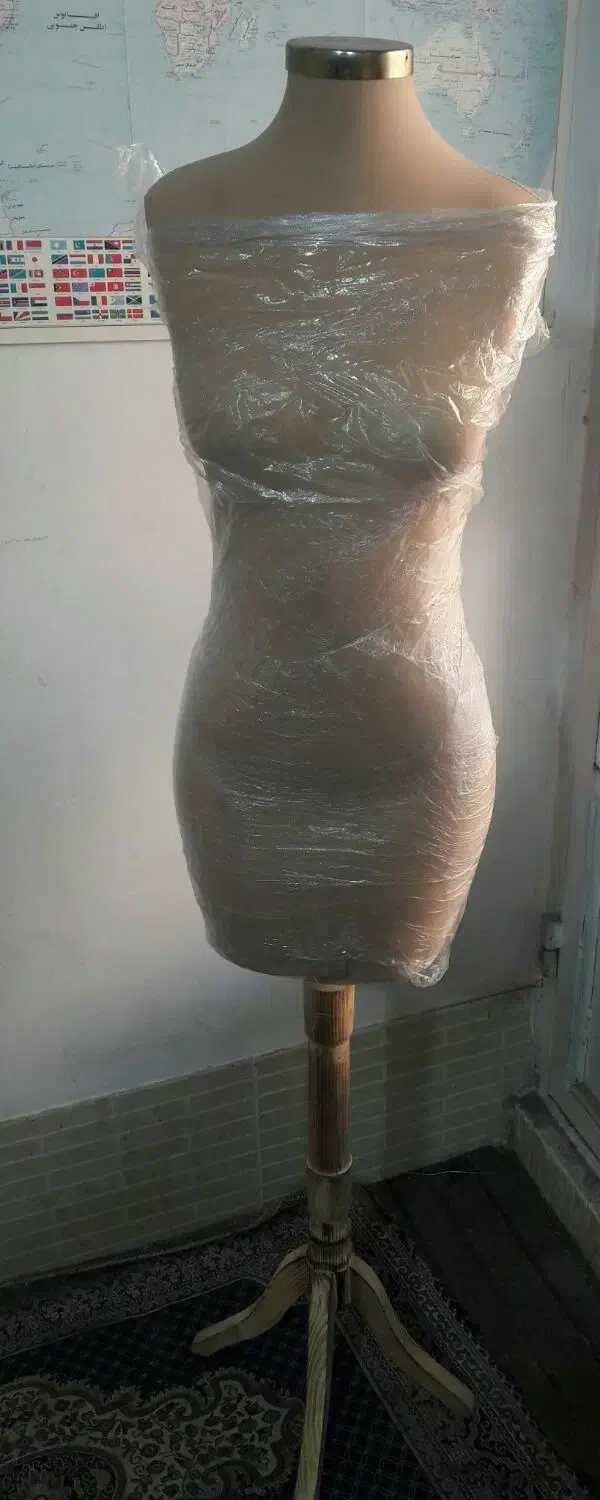 مانکن خیاطی سوزن خور و اوتو خور|لوازم خیاطی و بافتنی|قم, سراجه (۱۵ خرداد)|دیوار