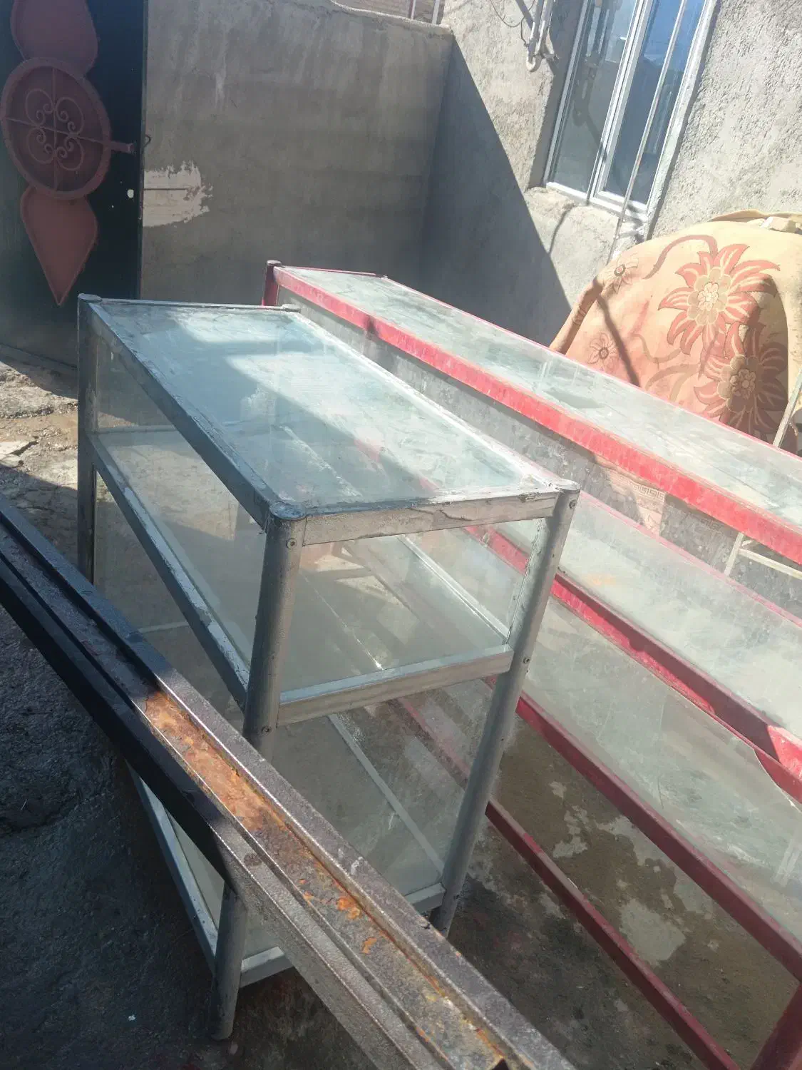 ویترین 4 عدد|بوفه، ویترین، کنسول|زمکان, |دیوار