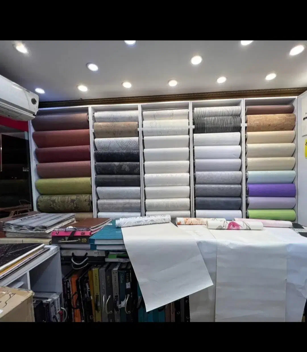 کاغذ دیواری نقاشی ساختمان زیر قیمت کل بازار|خدمات پیشه و مهارت|باقرشهر, |دیوار