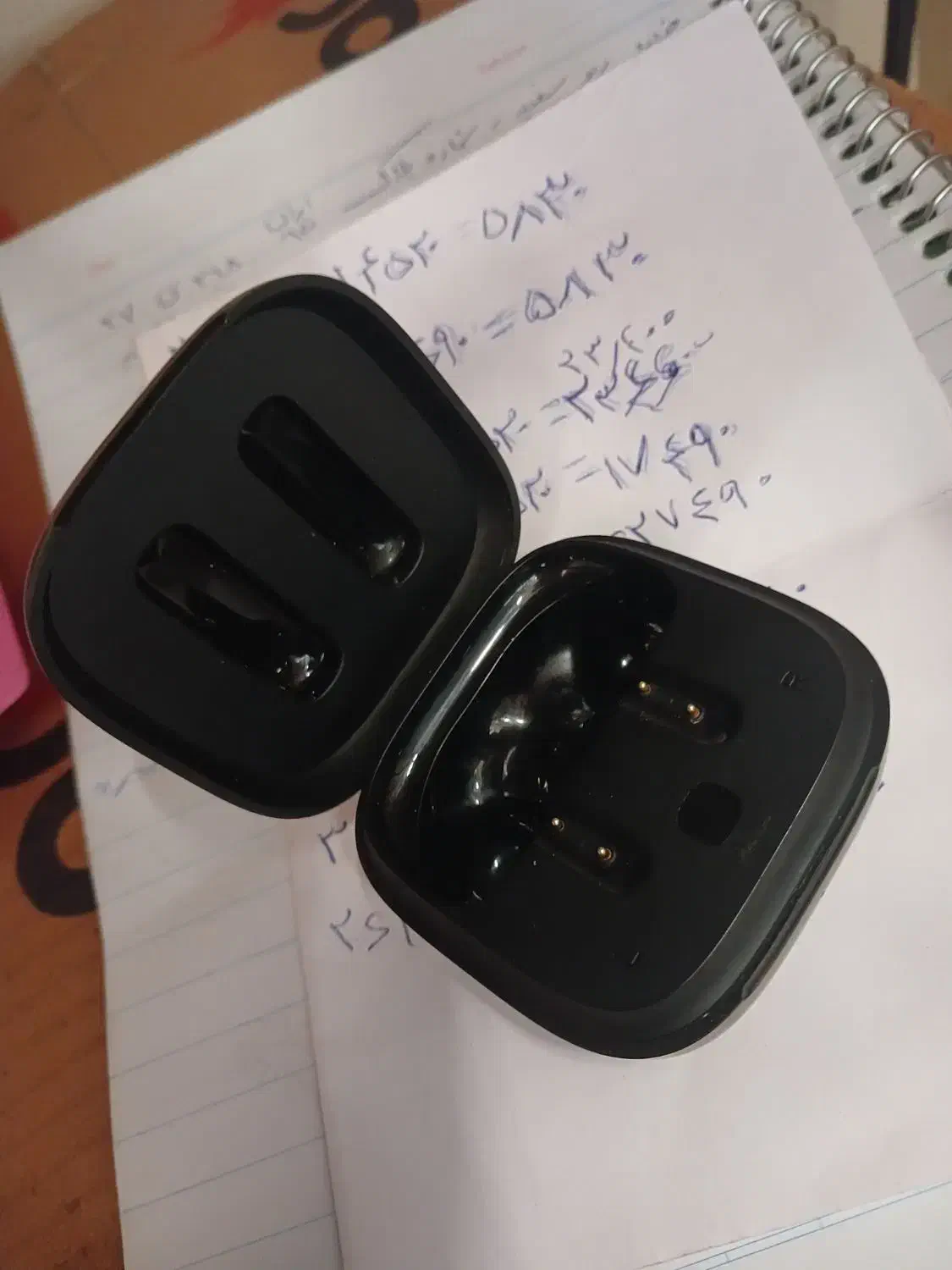 ایرپاد بدون گوشیQCY|لوازم جانبی موبایل و تبلت|شیراز, فخرآباد (دروازه کازرون)|دیوار