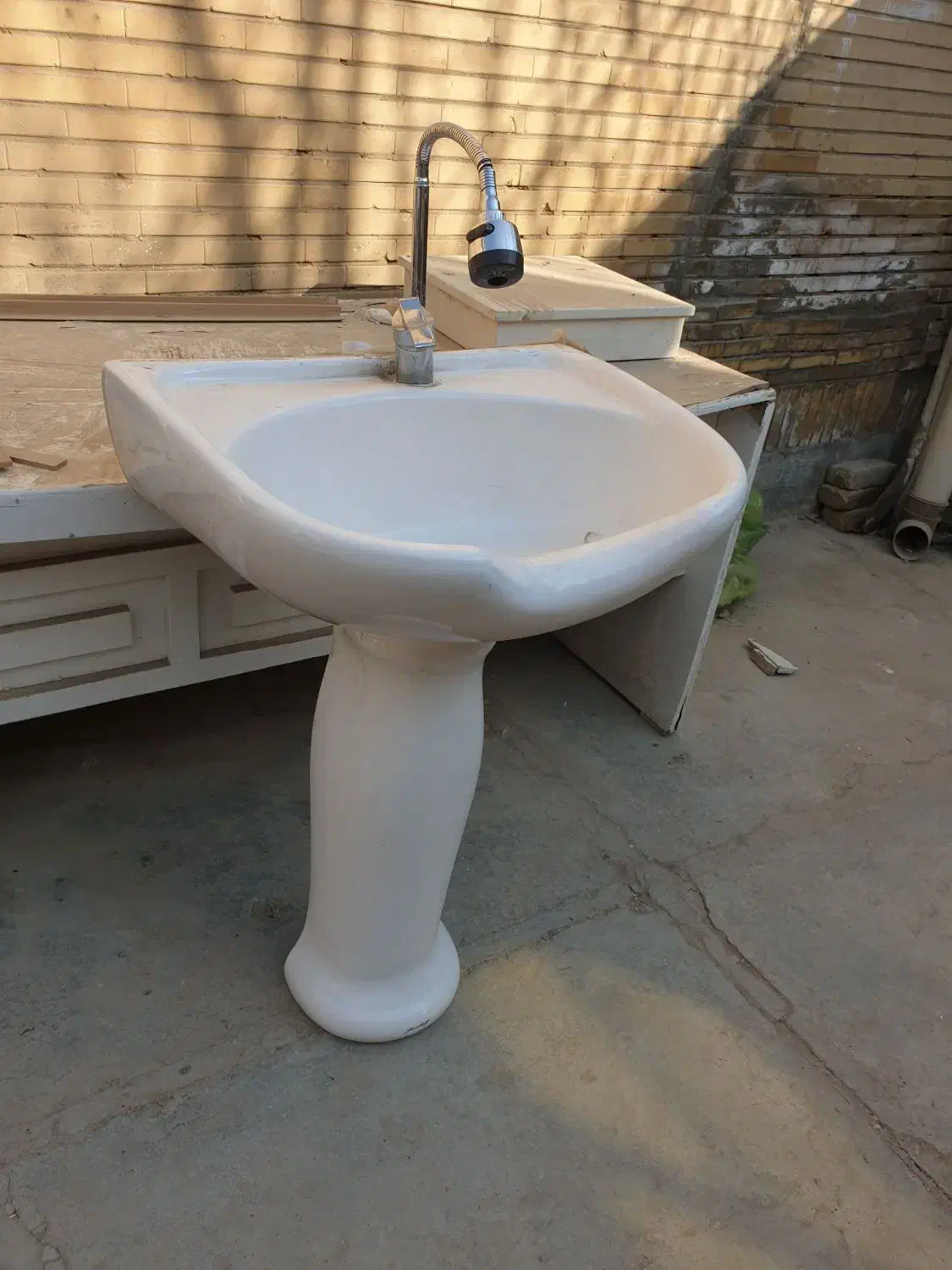 سرشور ایستاده|آرایشگاه و سالن‌های زیبایی|پردیس, شهرک صنعتی کمرد|دیوار