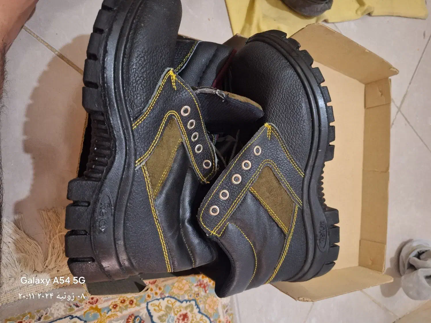 کفش ولباس کار|لباس|پردیس, فاز ۲|دیوار