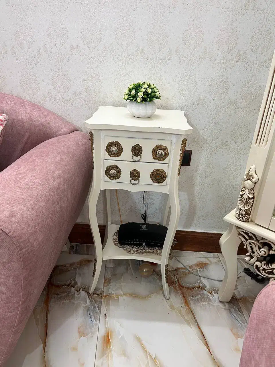 فروش لوازم عروس|بوفه، ویترین، کنسول|آمل, |دیوار