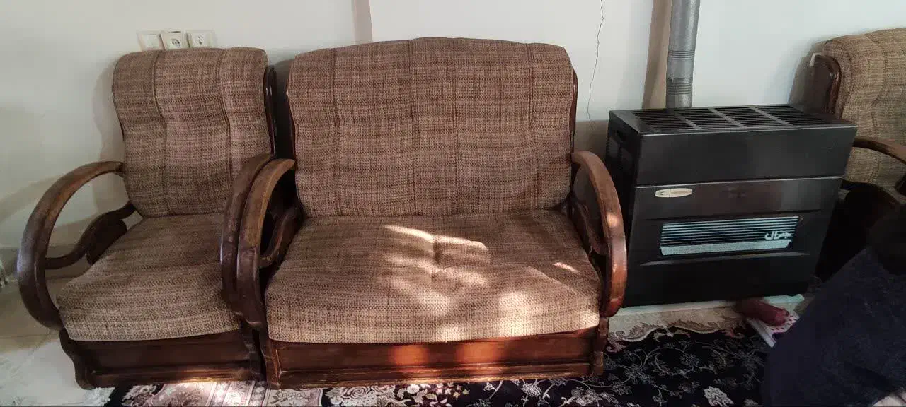 مبل|مبلمان خانگی و میز عسلی|اصفهان, قهجاورستان|دیوار