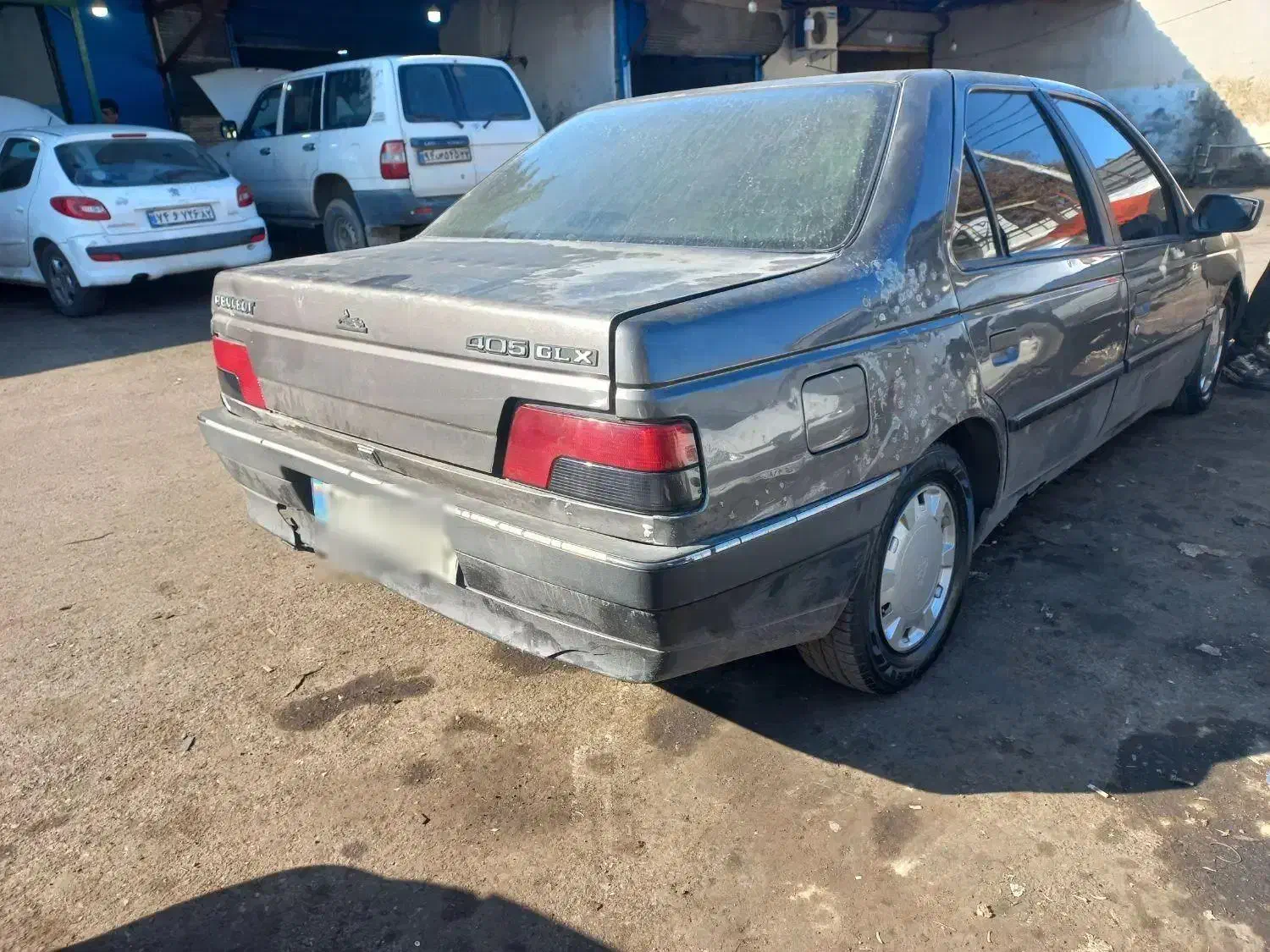 پژو۲۰۰۰ مدل۱۳۷۷|خودرو سواری و وانت|نوشهر, |دیوار