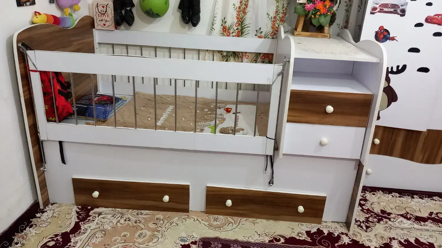 تخت خواب وکمد|تخت و سرویس خواب|کرمانشاه, |دیوار