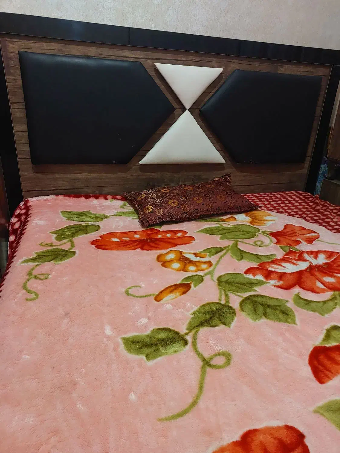 تخت خواب و تشک دو نفره طبی|تخت و سرویس خواب|اسدآباد, |دیوار