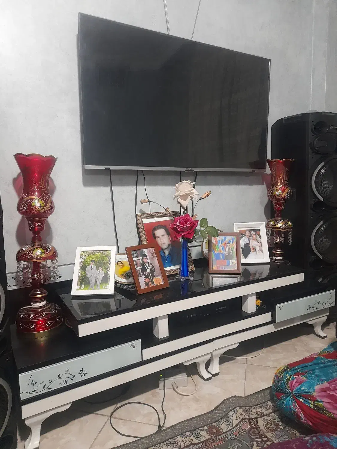 زیز تلویزیون سه تیکه|میز تلویزیون|تهران, خاک سفید|دیوار