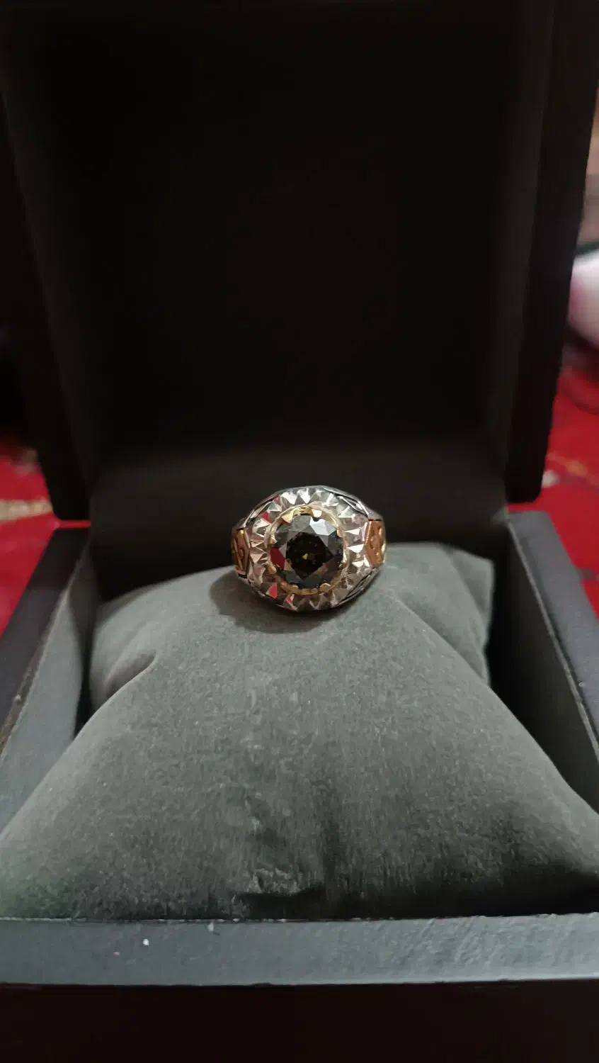 انگشتر الماس|جواهرات|زابل, |دیوار