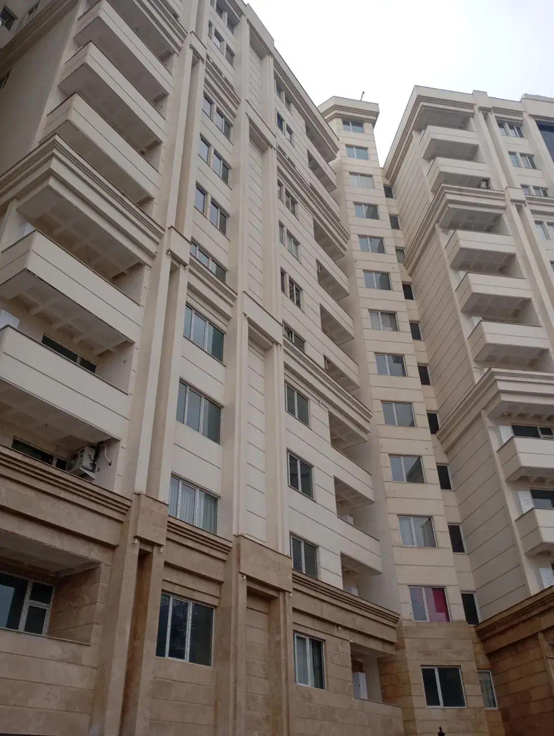 دانیال پارک سه خوابه|فروش آپارتمان|هشتگرد, شهرک ریحانه|دیوار