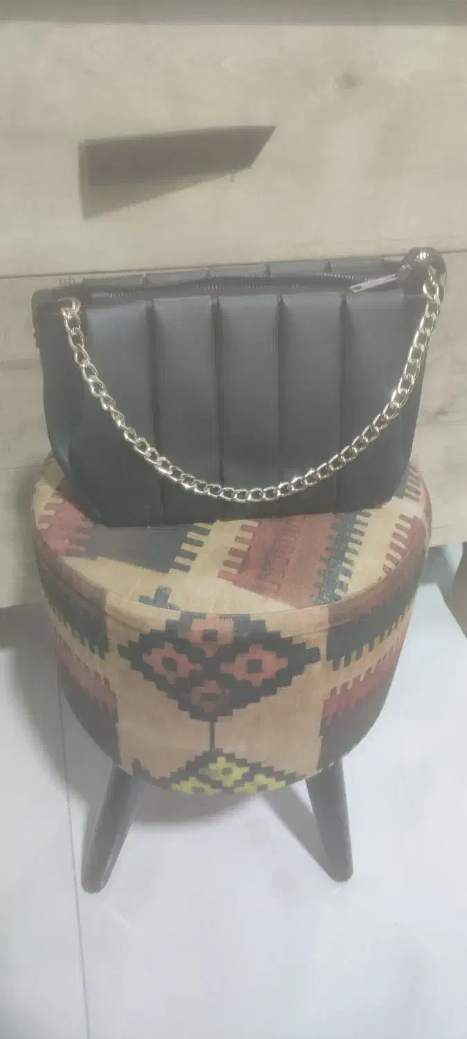 کیف و کفش|کیف، کفش، کمربند|آران و بیدگل, |دیوار