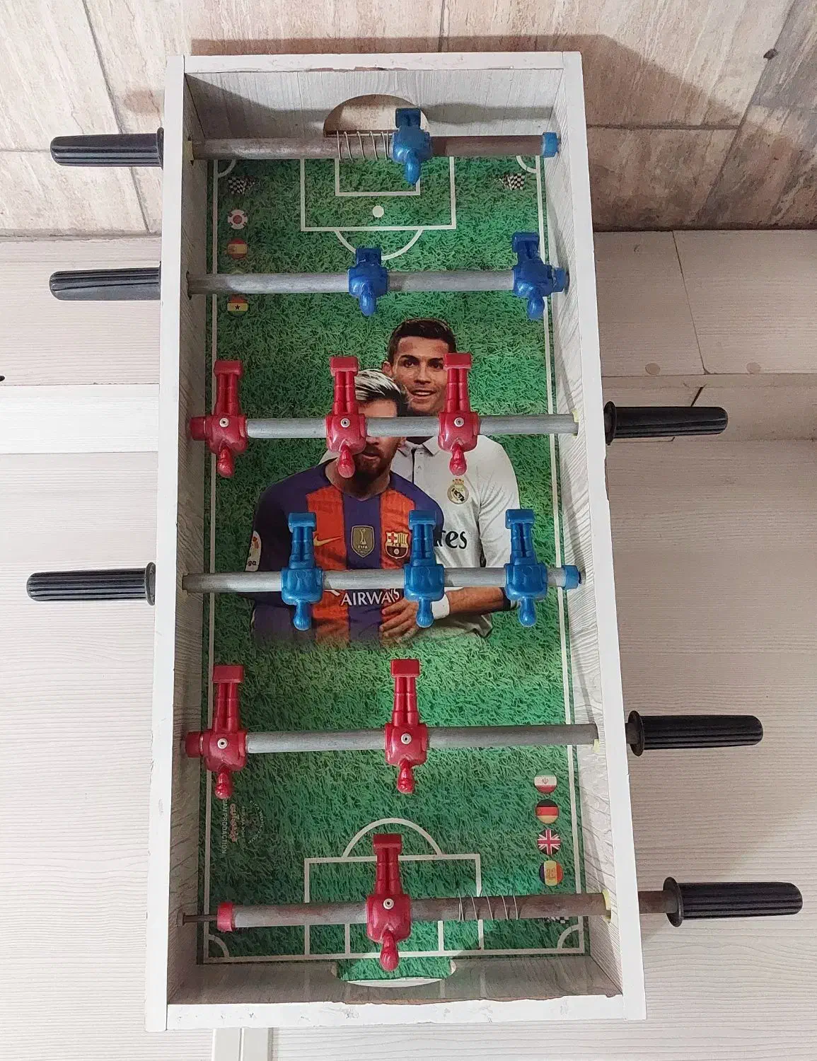 فوتبال دستی|اسباب‌بازی بچه|رشت, منظریه|دیوار