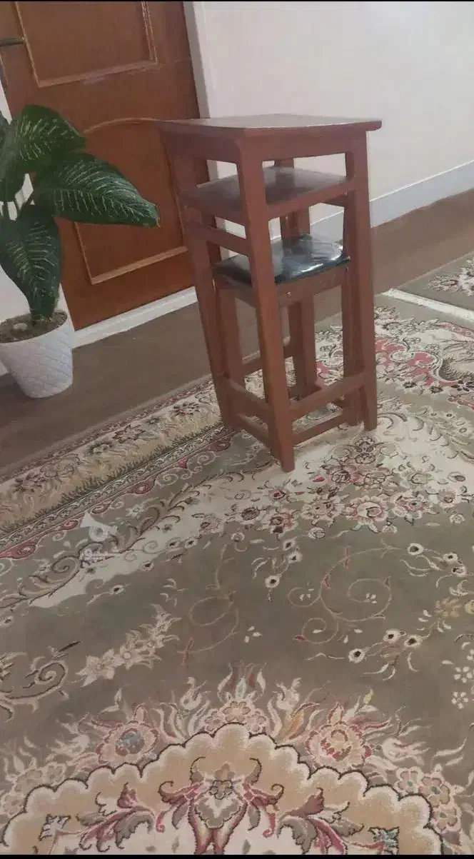 میز صندلی و صندلی خوش قیمت|صندلی و نیمکت|دهاقان, |دیوار