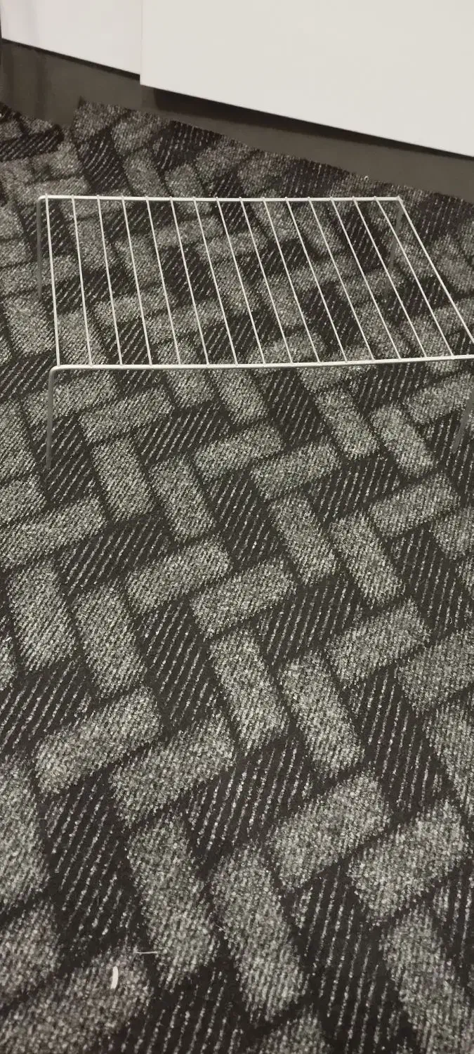 راف|آب‌چکان و نظم‌دهنده ظروف|قم, ولیعصر|دیوار