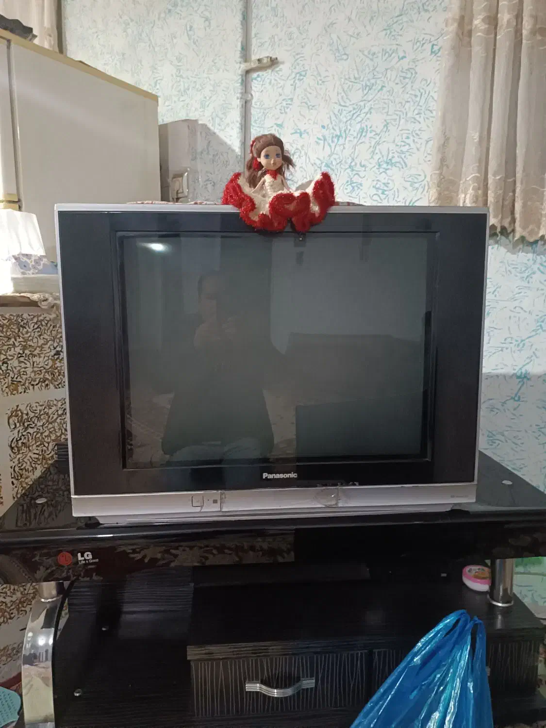 تلویزیون قدیمی|تلویزیون و پروژکتور|قرچک, زیبا شهر|دیوار