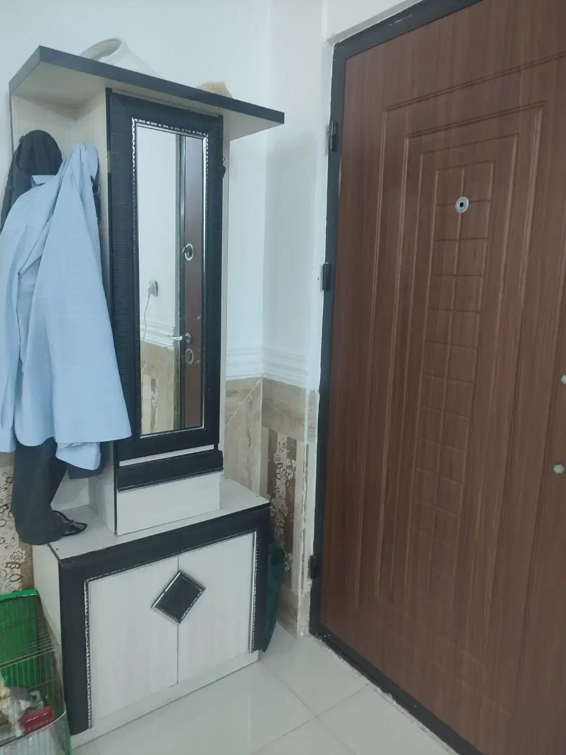 جاکفشی|جاکفشی، کمد، دراور|جم, |دیوار