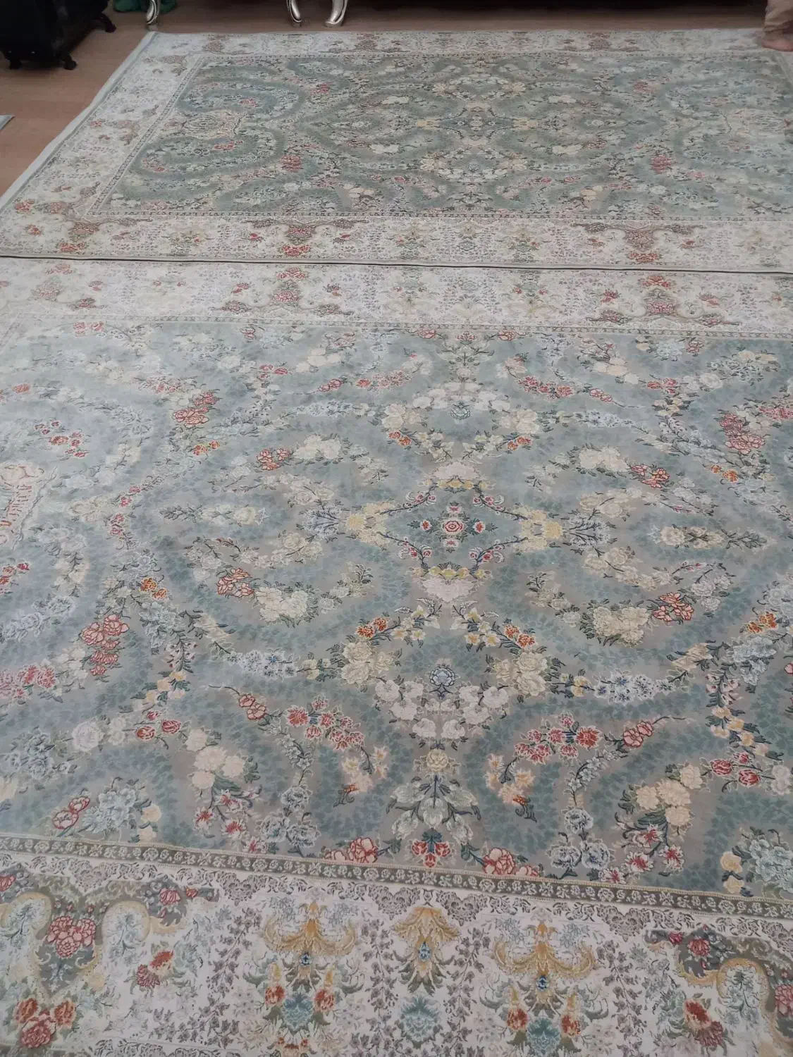 ۲عددفرش۱۲۰۰ شانه برجسته|فرش|میاندوآب, |دیوار