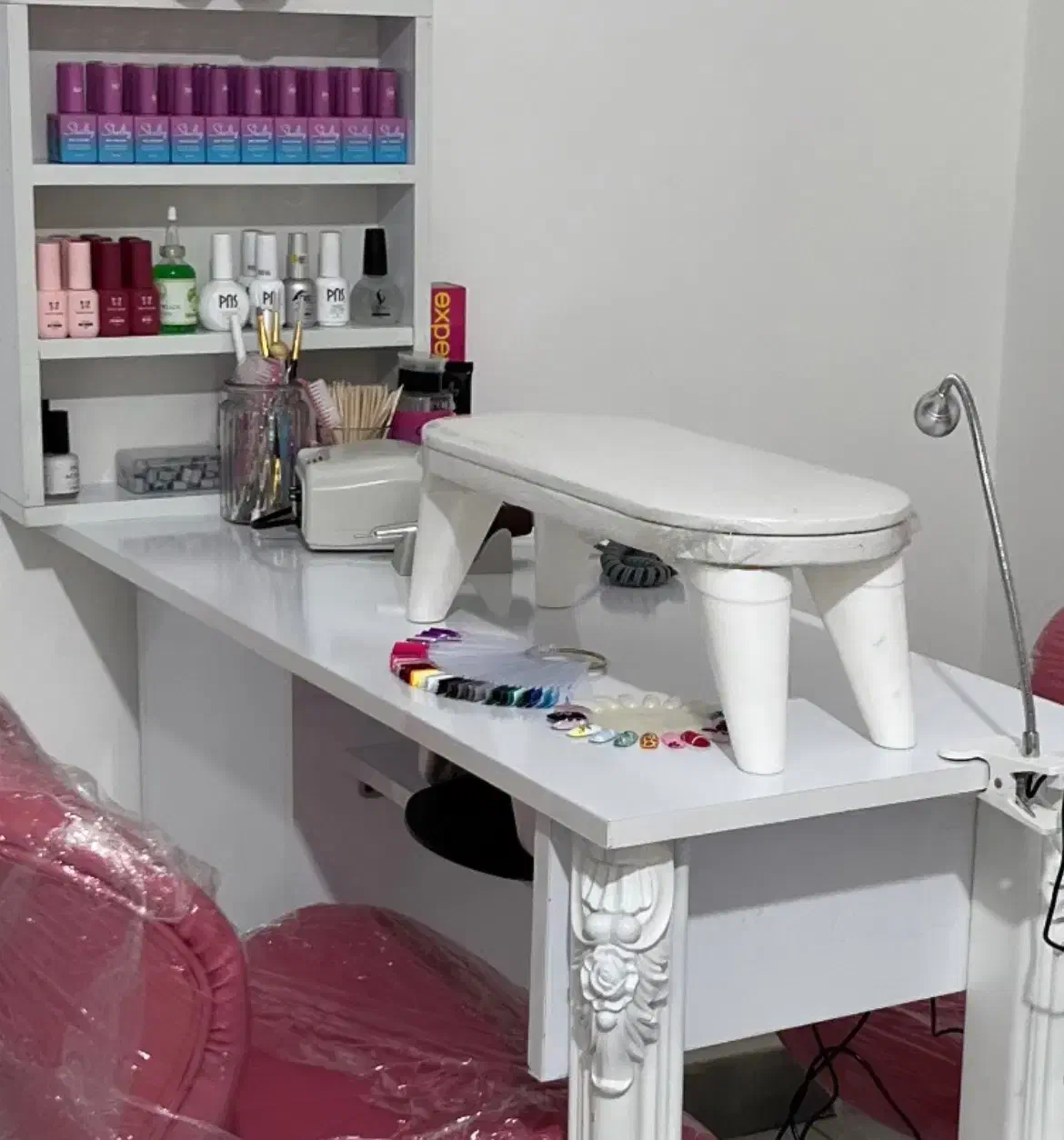 لوازم ناخنکاری لاین ژل|آرایشگاه و سالن‌های زیبایی|رشت, کوی مهر|دیوار