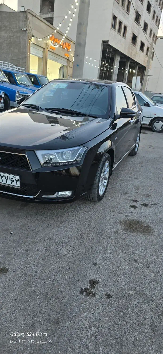 دنا پلاس اتومات مدل 1402|خودرو سواری و وانت|شیراز, شهرک برق|دیوار