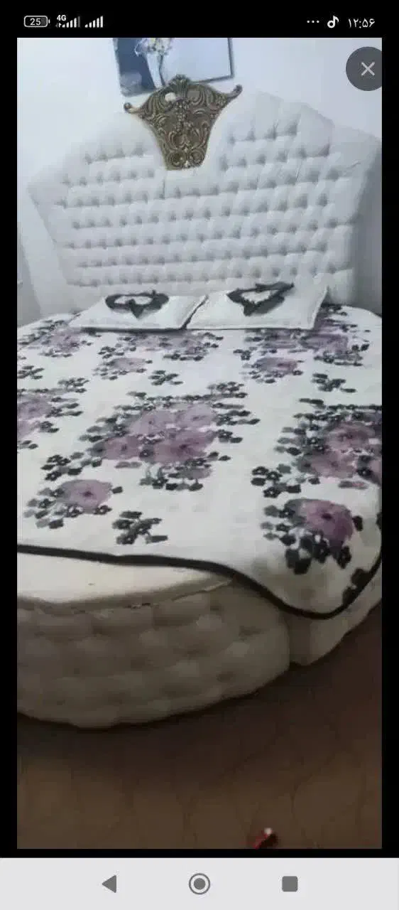 تخت دونفره|تخت و سرویس خواب|شیراز, کوشک میدان|دیوار