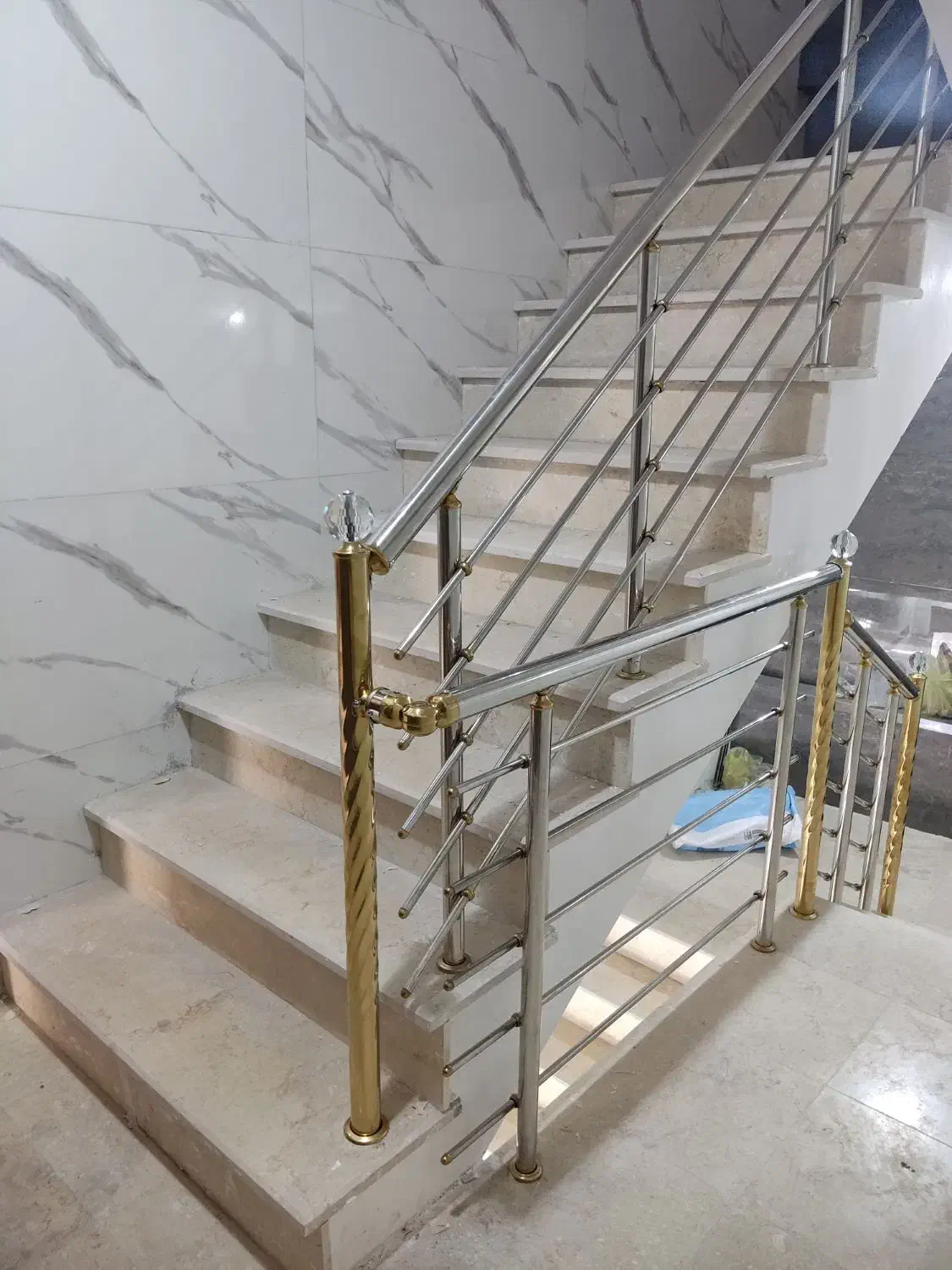 نرده راهپله و حفاظ استیل|خدمات پیشه و مهارت|پرند, فاز ۲|دیوار