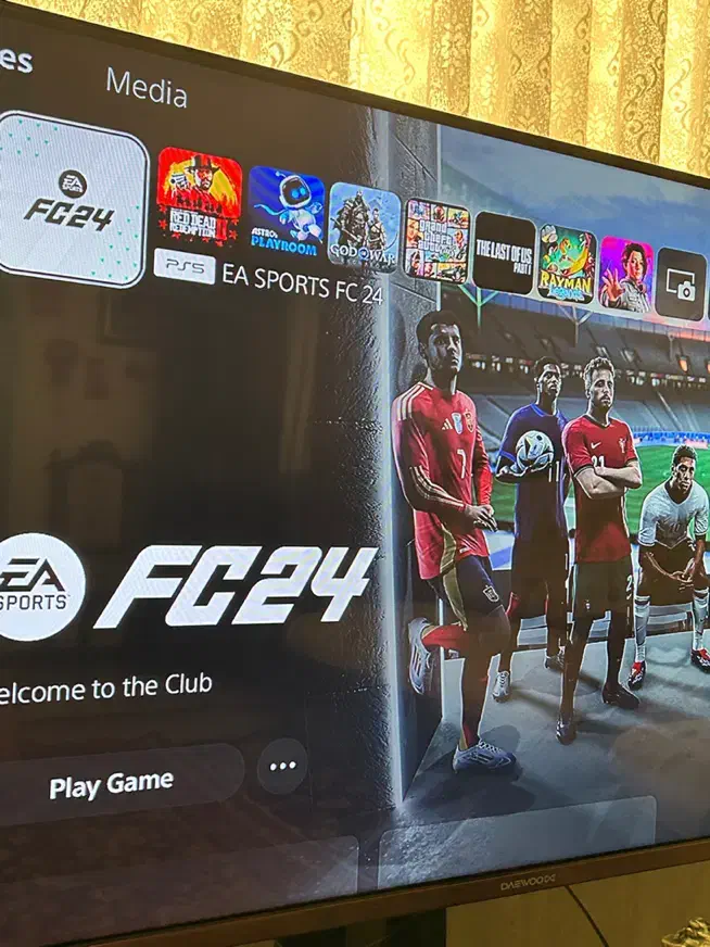 Ps5 دیجیتال بینهایت کم کار و تمیز|کنسول، بازی ویدئویی و آنلاین|مشهد, امیریه|دیوار