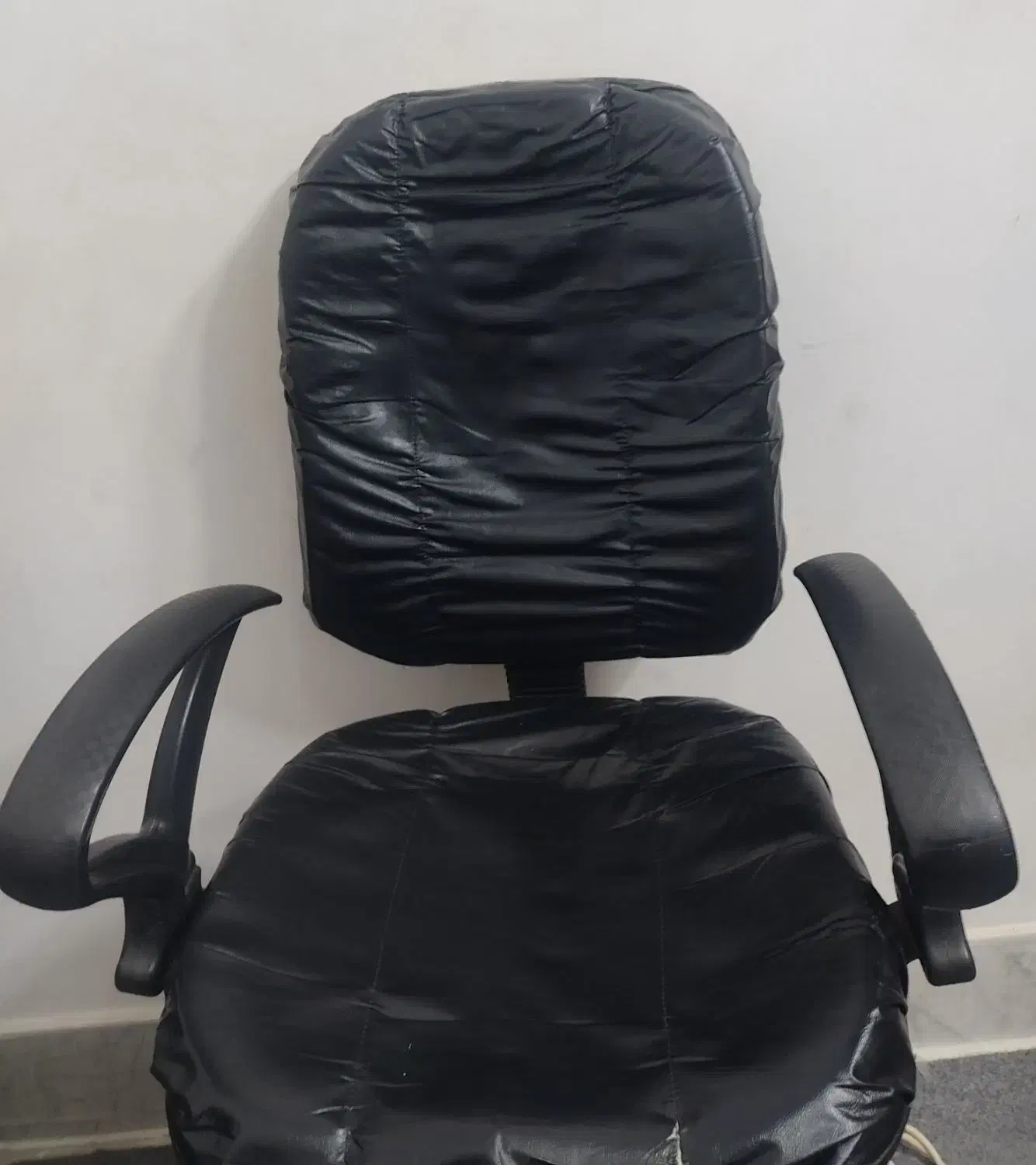 صندلی|صندلی و نیمکت|ساوه, |دیوار