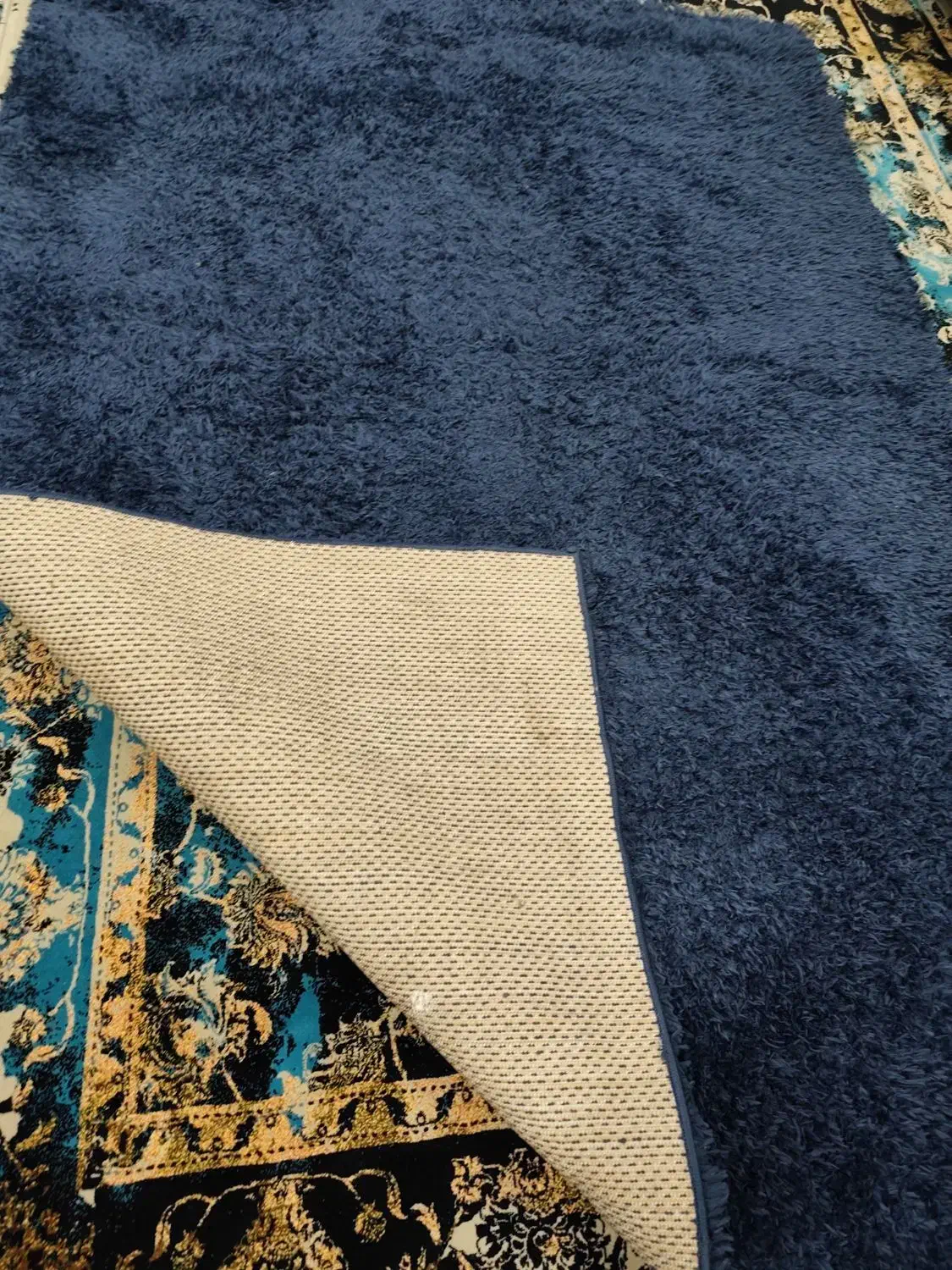 فرش در حد نو حراج|فرش|رشت, دیلمان|دیوار