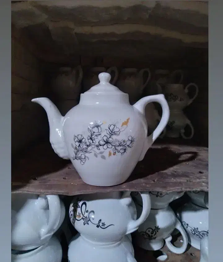 قوری چینی|قوری، کتری، قهوهساز دستی|مرند, |دیوار