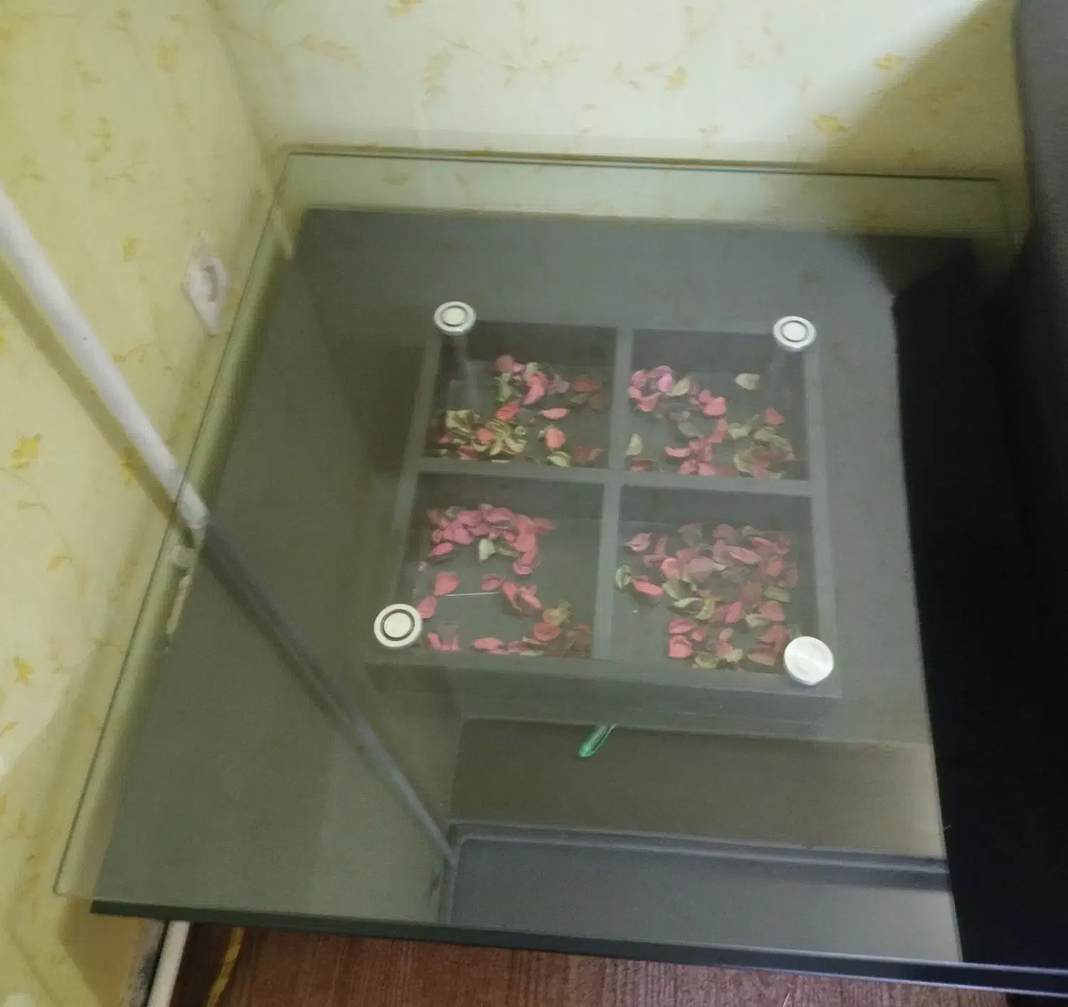 یک میز عسلی بزرگ و دو جلو مبلی|مبلمان خانگی و میز عسلی|فردیس, قریشی|دیوار