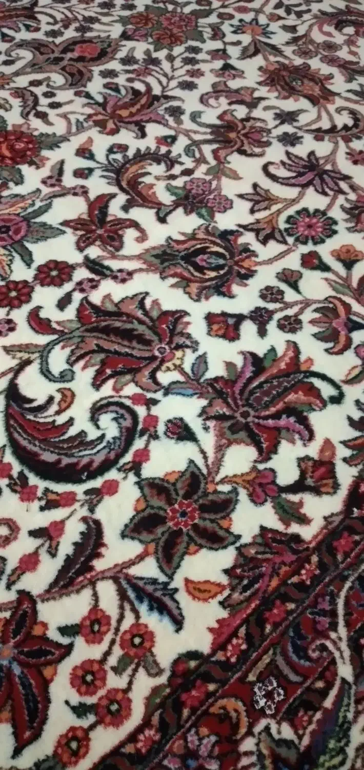 فرش گل ابریشم شاهین دژ|فرش|هشتگرد, فاز ۳ مهستان|دیوار